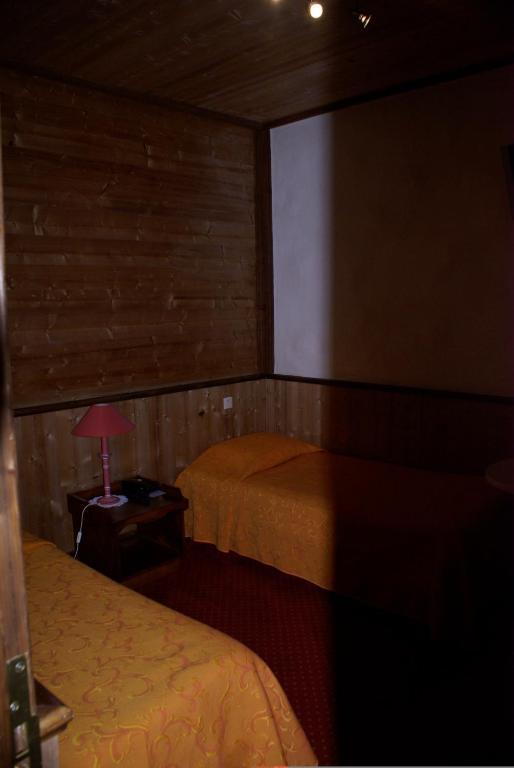 Le Relais De L'Abbaye Otel Tournus Dış mekan fotoğraf